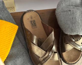 Women’s Sandals – Brown Slip On Shoes