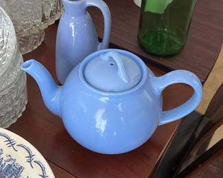 Vintage Teapot – Blue Ceramic Tea Pot