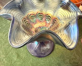 Carnival Style Glass Pedestal Bowl – Iridescent Ruffled Art Glass Centerpiece
