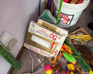 Holiday Decor Lot – Ornaments & Supplies