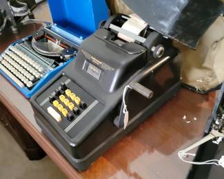 Vintage Underwood Adding Machine