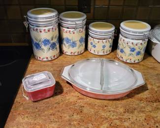 PYREX Pink Daisy