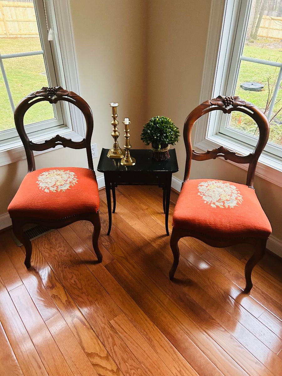 Victorian Balloon-back side chairs