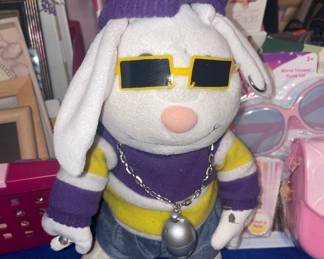 Vtg Gemmy Hip Hop Easter Bunny
