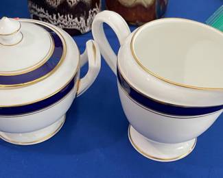 Vtg Royal Dalton Blue Cobalt Sugar & Creamer