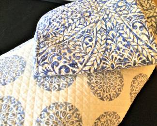 Queen Quilt and 2 Shams
