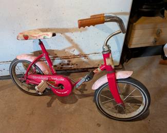 Vintage Strawberry Shortcake bike