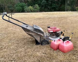  06 Honda Mower Gas Cans