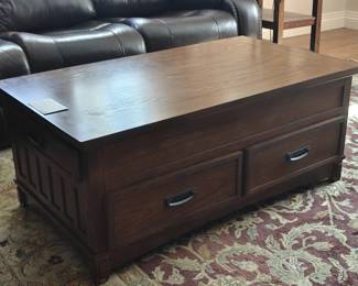 022 – Ashley Furniture Coffee Table 44" x 24" x 19" Lift top 29"