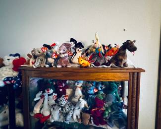 Cute teddy bears and Ty beanbag toys