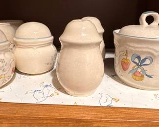 Marmalade salt and pepper shakers (2 sets) and sugar/ creamers