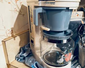 Marmalade Coffee maker - also extra carafe for sale separately