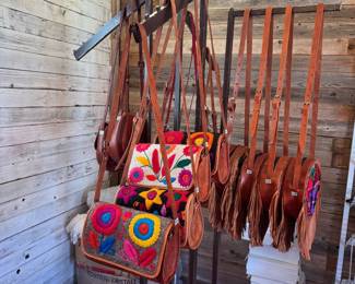 1404 Artesanias de America