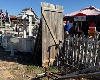 1109 Roberts Stained Glass