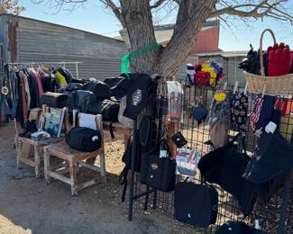 0602 Easy Street Vintiques