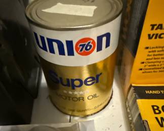 Rare unopened Union 76 oil can