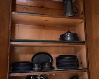 Kitchen Stoneware - Full set of at least 10 of each item