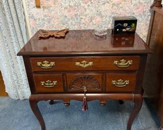 Hammary cherry low boy 