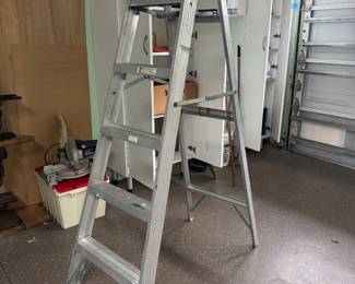 Aluminum Folding Step Ladder – Household / Garage Use