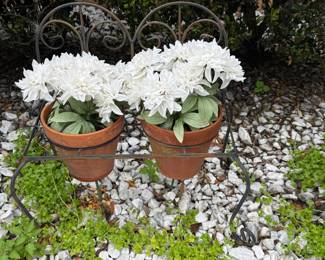 Metal Garden Plant Stand with Clay Pots