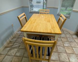 Light Wood Dining Table with 4 Chairs – Two-Tone Farmhouse Style