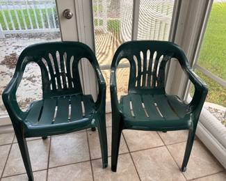 Green Plastic Outdoor Patio Chairs (Set of 2)