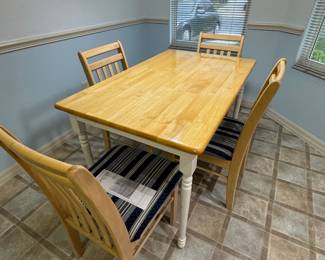 Light Wood Dining Table with 4 Chairs – Two-Tone Farmhouse Style