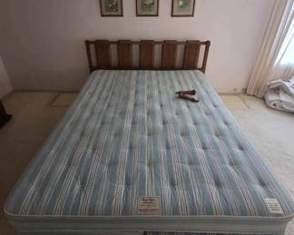 RA149Drexel Bed And Pictures