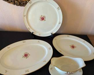 RA136Lenox Rhodera Serving Dishes