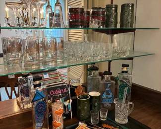 RA162Vintage Bar Essentials