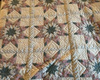 Vintage Arch Quilts Quilt - Price per Quilt