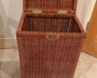 Vintage Hand-Woven Wicker Storage Trunk with Brass Latch