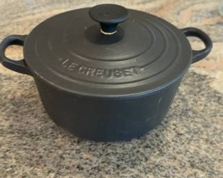 Le Creuset Matte Black Enameled Cast Iron Round 18 Dutch Oven