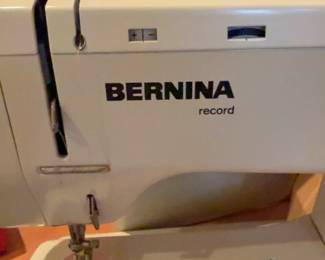 Bernina Record 830 Sewing Machine