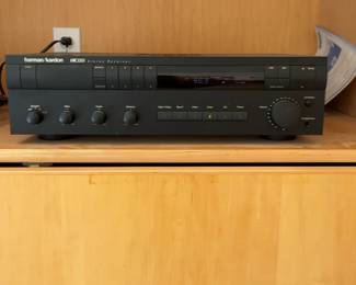 Harman Kardon HK3300 Stereo Receiver