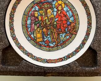 Vintage 1977 Henri D'Arceau Limoges Christmas Plate - Noel 1977