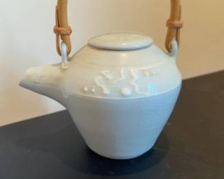 Ceramic Tea Pot with Bamboo Handle