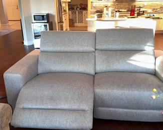 Electric reclining  loveseat