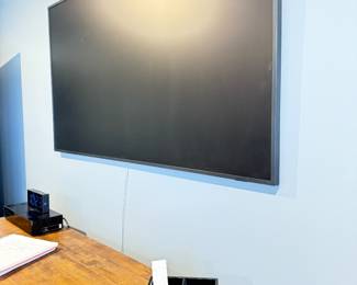 55” Samsung tv 200.00 