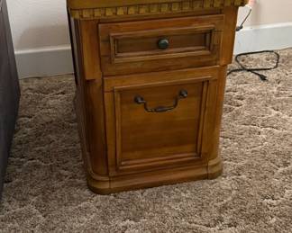 Vintage Stanley Furniture Quarter Sawn Oak Nightstand with Drawer and Cabinet