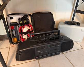 safe, stereo, emergency car kit