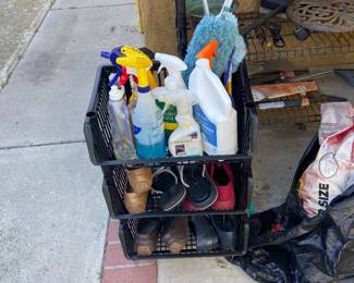 cleaning supplies