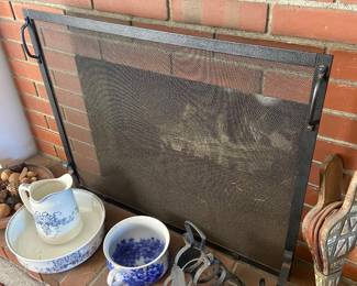 Fire screen, antique bowls