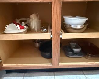 Assorted Kitchenware Set