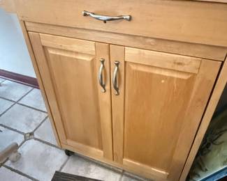 Light Wood Kitchen Island Cart with Drawer and Cabinet