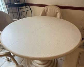 Chromcraft Douglas Dining Set with Four Swivel Chairs