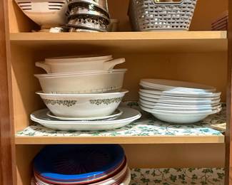 Corelle "Spring Blossom" (Green) Dinnerware Set