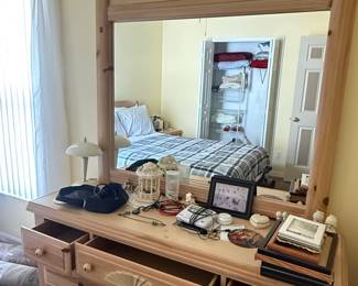 Broyhill Fontana Pine Dresser with Mirror