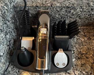 Kemei KM-8508 11-in-1 Grooming Kit with Charging Stand