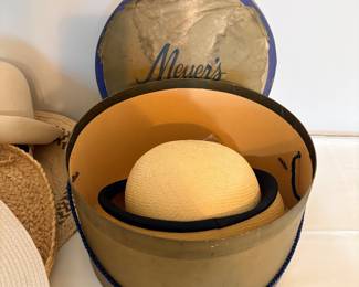 Vintage hat & box
